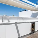 Breath Taking Front Line With Sauna & Jacuzzi Marbella