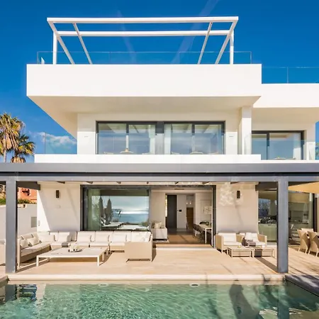 Βίλα Breath Taking Front Line With Sauna & Jacuzzi