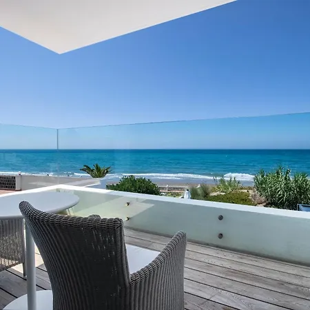 Breath Taking Front Line With Sauna & Jacuzzi Villa