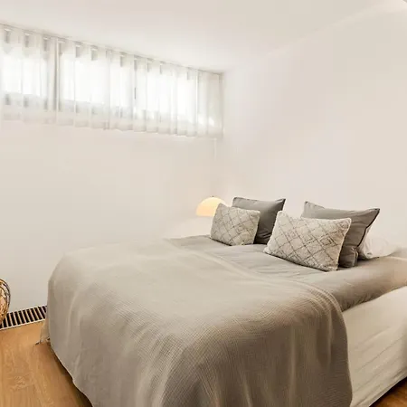 Villa Breath Taking Front Line With Sauna & Jacuzzi Marbella