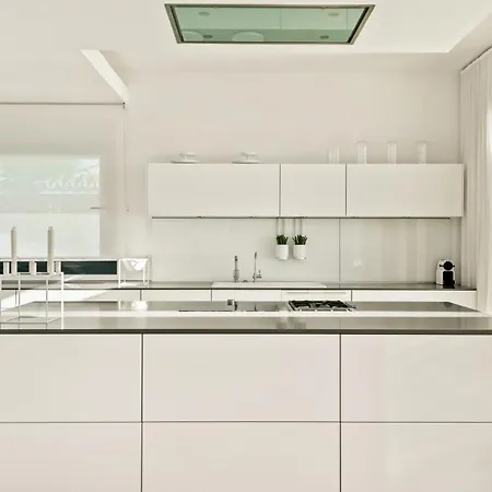 Villa Breath Taking Front Line With Sauna & Jacuzzi *