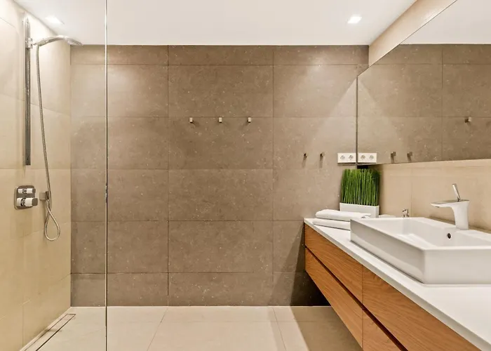 Breath Taking Front Line With Sauna & Jacuzzi * Marbella