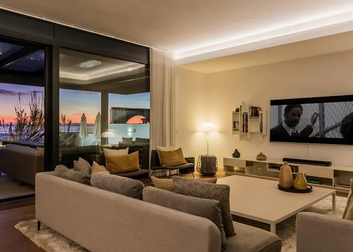 Villa Breath Taking Front Line With Sauna & Jacuzzi