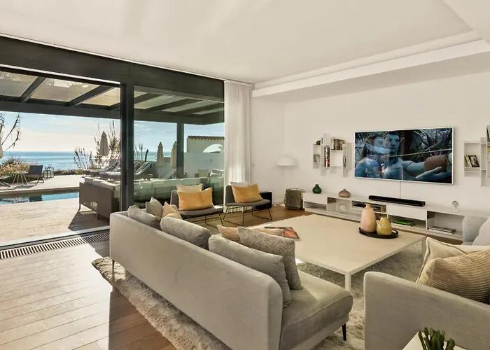 别墅 Breath Taking Front Line With Sauna & Jacuzzi 马尔韦利亚