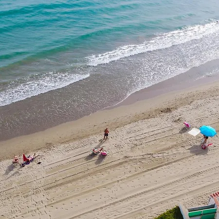 Вилла Breath Taking Front Line With Sauna & Jacuzzi *