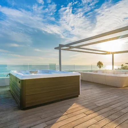 Вилла Breath Taking Front Line With Sauna & Jacuzzi *