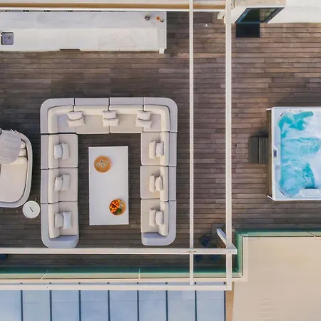 Вилла Breath Taking Front Line With Sauna & Jacuzzi Марбелья