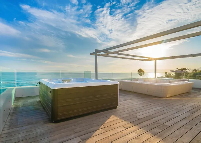 Villa Breath Taking Front Line With Sauna & Jacuzzi *